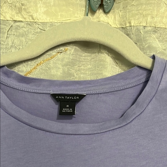 🌸Ann Taylor Blue and Purple Puff Sleeve Blouse🌸 - Picture 2 of 5